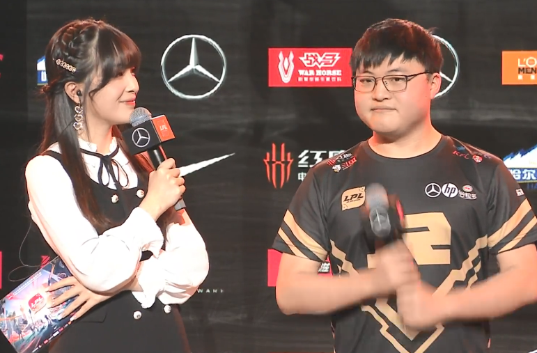 亚博体育-Karsa回归赛场，势不可挡首场状态亮眼，TES观众沸腾！的简单介绍