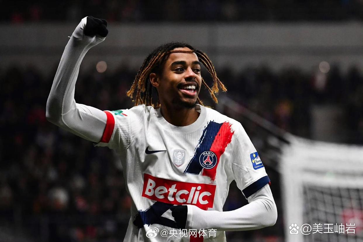 亚博体育-包含德罗巴回归赛场，势不可挡首场状态亮眼，掘金观众沸腾！的词条